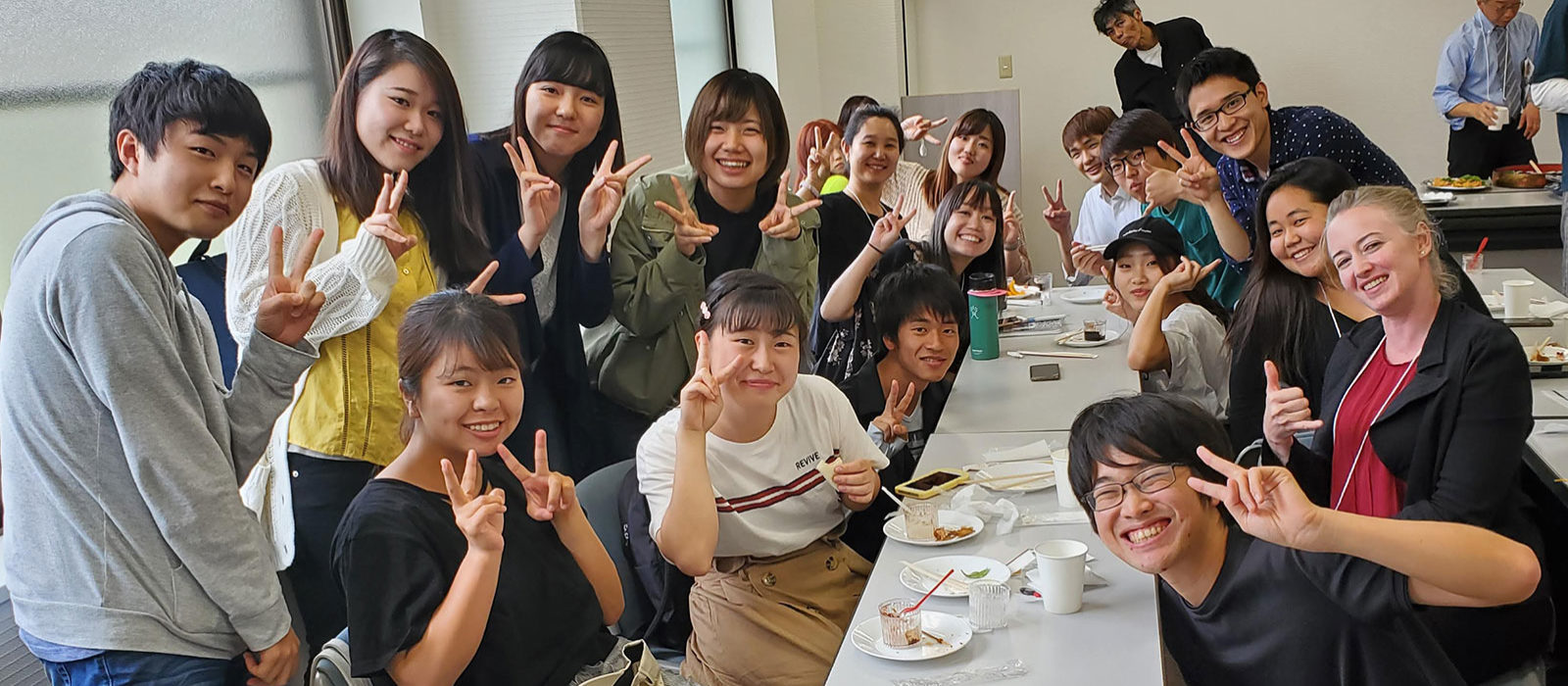 Students eating together
