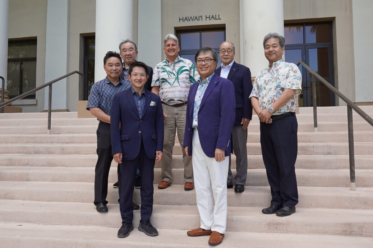 Japan Universities present gift to Maui relief